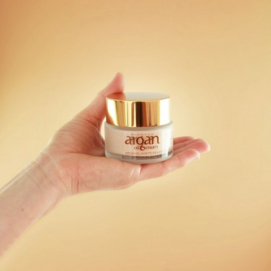 CREMA GIORNALIERA CON OLIO DI ARGAN 50ML